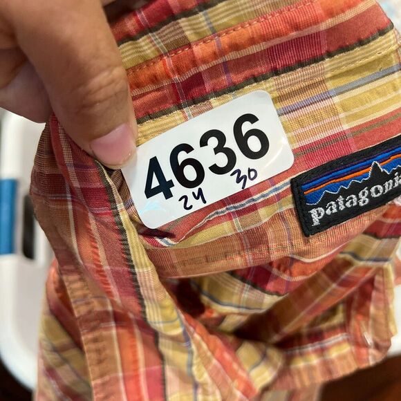 Patagonia Mens Orange Shirt L/XL Button Up Plaid Flannel Collared Short Sleeve - Picture 9 of 11